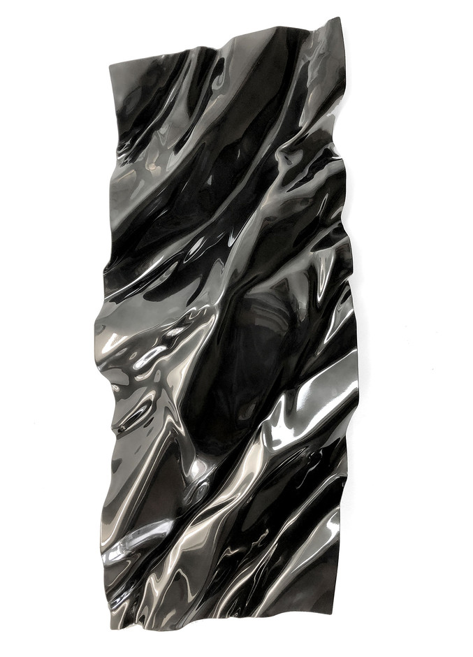 Mareo Rodríguez | Mantle Graphite Mareo Rodríguez | Mantle Graphite