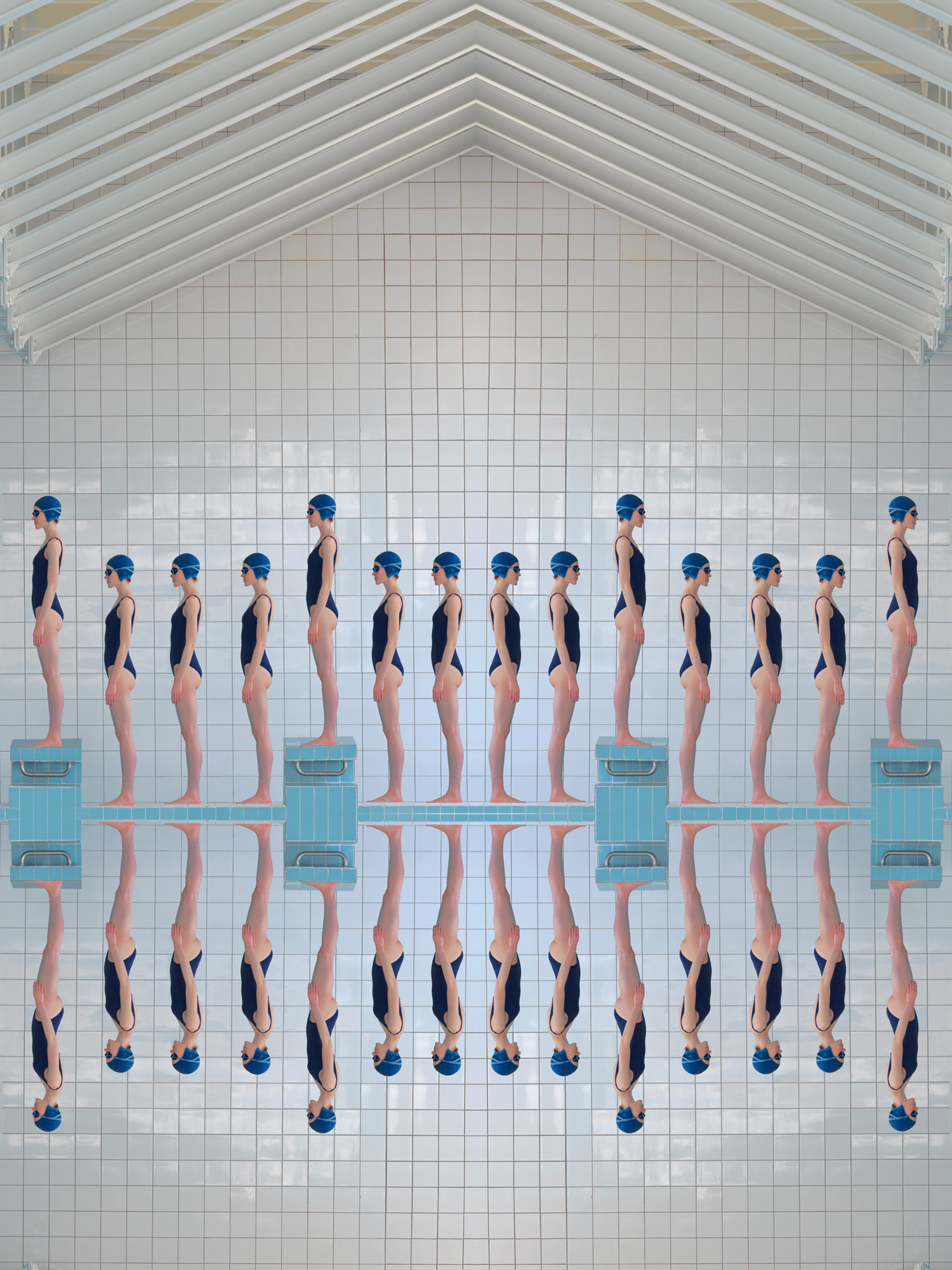 Swimming Pool - Maria Svarbova | moom bookshop - photobooks